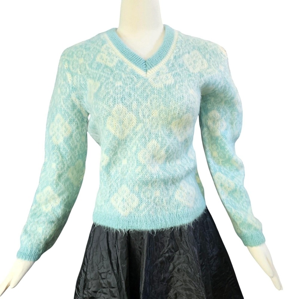 Vintage Sabra Mohair Wool Blend V-Neck Sweater Aqua Blue Knit Pullover Shaggy